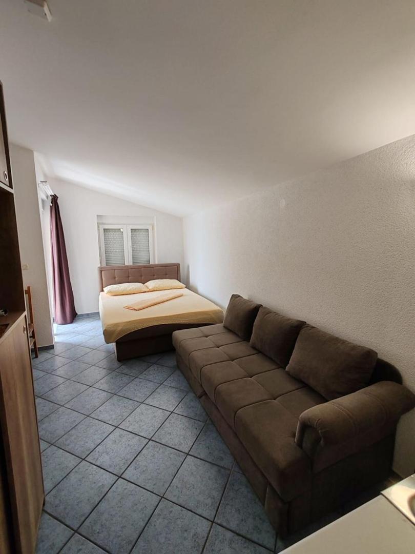 Villa Raguz Sa Privatnom Plazom I Garazom نيوم المظهر الخارجي الصورة