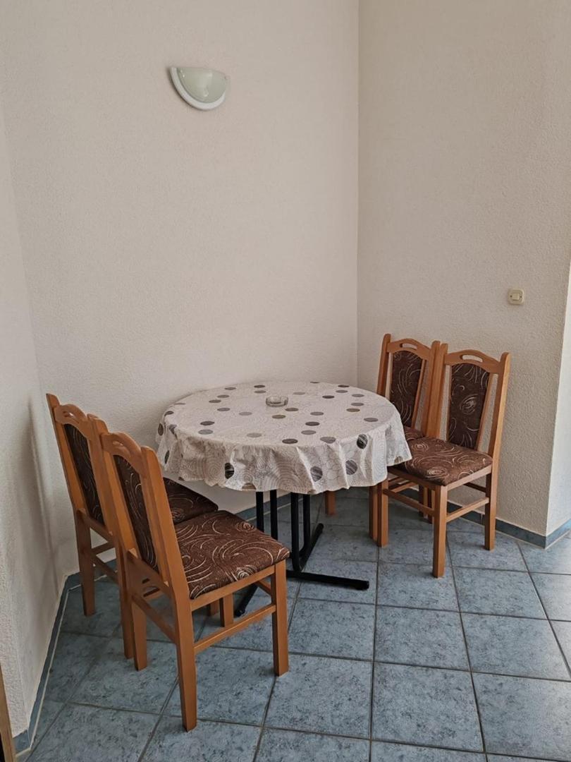 Villa Raguz Sa Privatnom Plazom I Garazom نيوم المظهر الخارجي الصورة